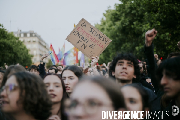 La jeunesse  emmerde  le Rassemblement National
