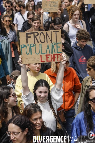 Bordeaux, Manifestation contre l extrême droite pour les élections législatives.