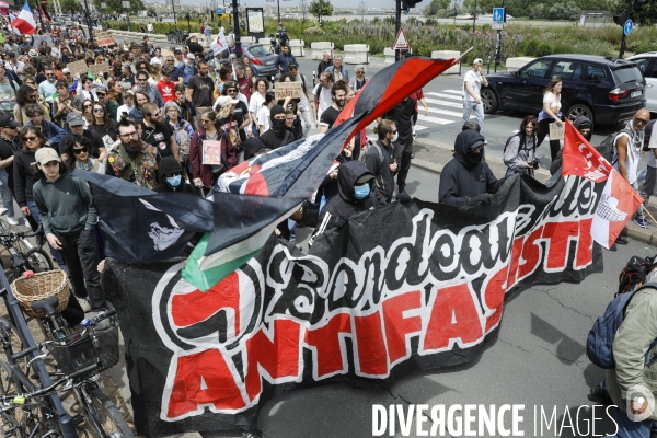 Bordeaux, Manifestation contre l extrême droite pour les élections législatives.
