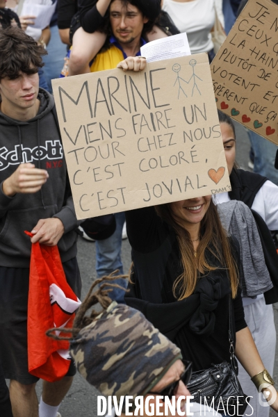 Bordeaux, Manifestation contre l extrême droite pour les élections législatives.