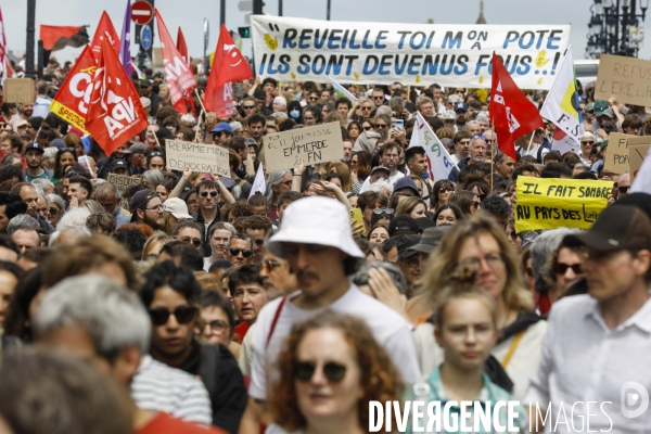 Bordeaux, Manifestation contre l extrême droite pour les élections législatives.