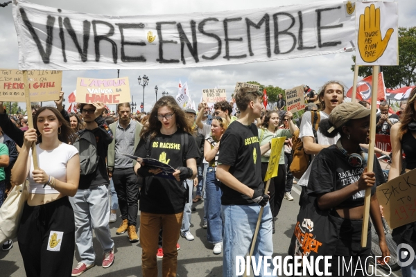 Bordeaux, Manifestation contre l extrême droite pour les élections législatives.