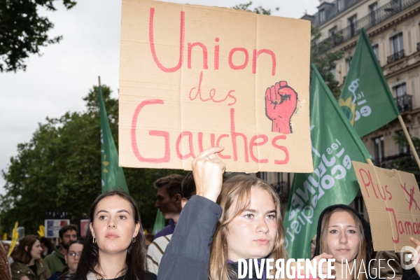 Manifestation contre l extreme droite Paris