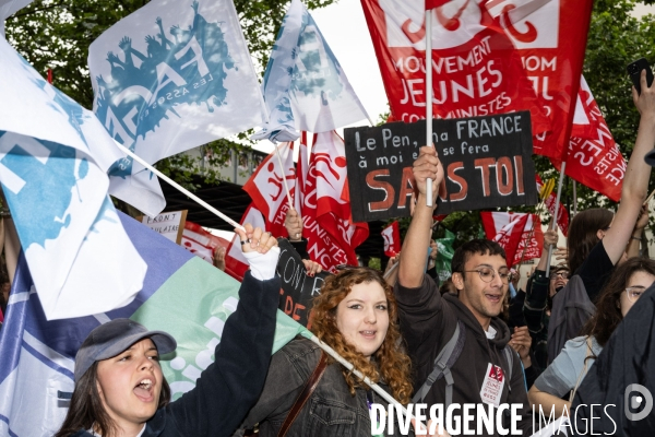 Manifestation contre l extreme droite Paris