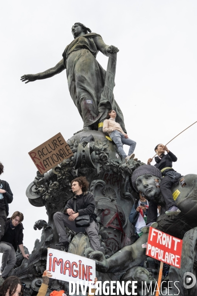Manifestation contre l extreme droite Paris