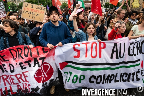Les jeunes à la manifestation contre l extreme droite, à la suite des élections européennes. Paris le 15 juin 2024.