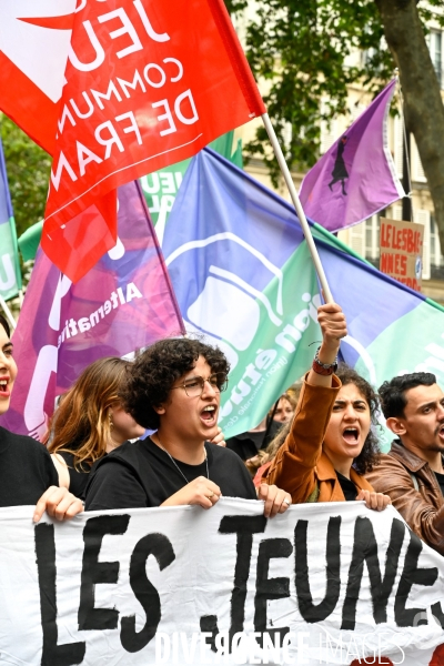 Les jeunes à la manifestation contre l extreme droite, à la suite des élections européennes. Paris le 15 juin 2024.