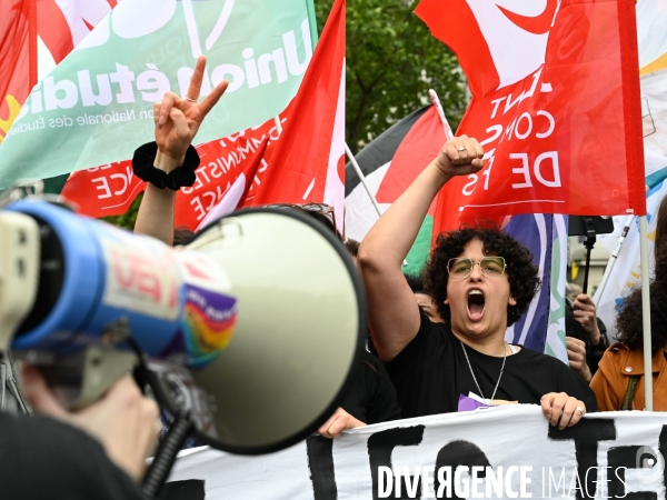Les jeunes à la manifestation contre l extreme droite, à la suite des élections européennes. Paris le 15 juin 2024.