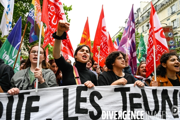 Les jeunes à la manifestation contre l extreme droite, à la suite des élections européennes. Paris le 15 juin 2024.