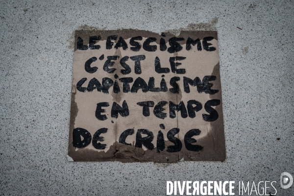 Manifestation contre l extreme droite, qui a obtenu un score élevé aux élections européennes.