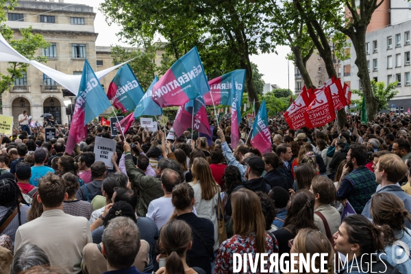 Meeting du Nouveau Front Populaire à Montreuil