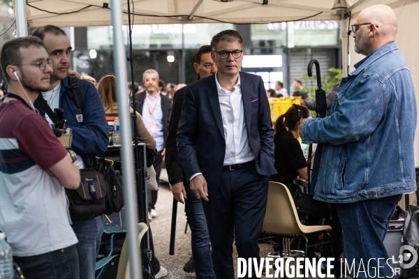 Meeting du Nouveau Front Populaire à Montreuil