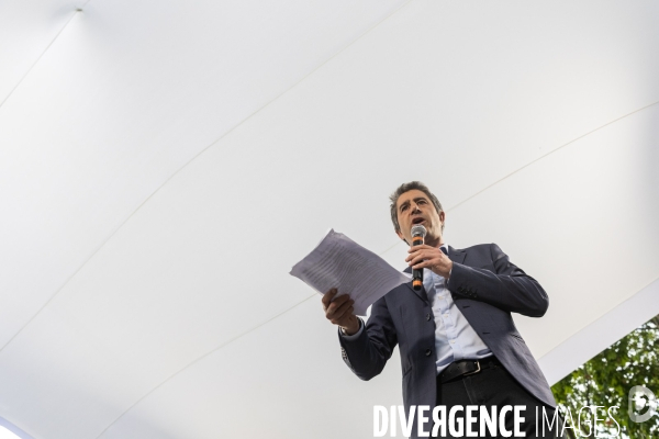 Meeting du Nouveau Front Populaire à Montreuil