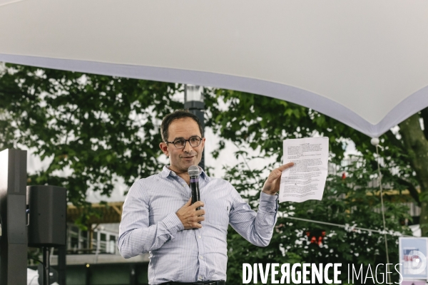Meeting du nouveau Front Populaire a Montreuil