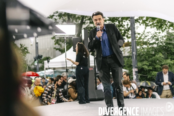 Meeting du nouveau Front Populaire a Montreuil