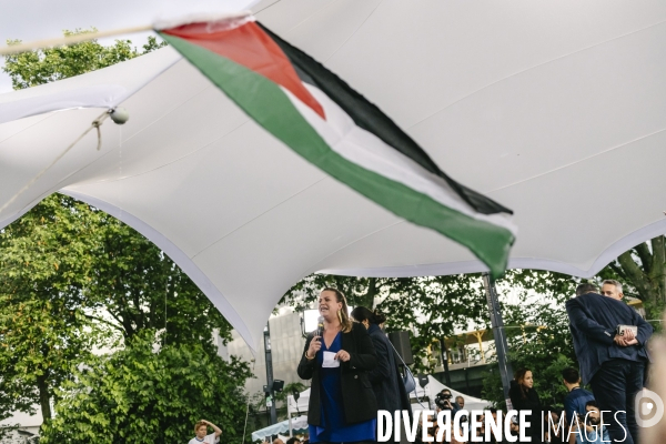 Meeting du nouveau Front Populaire a Montreuil
