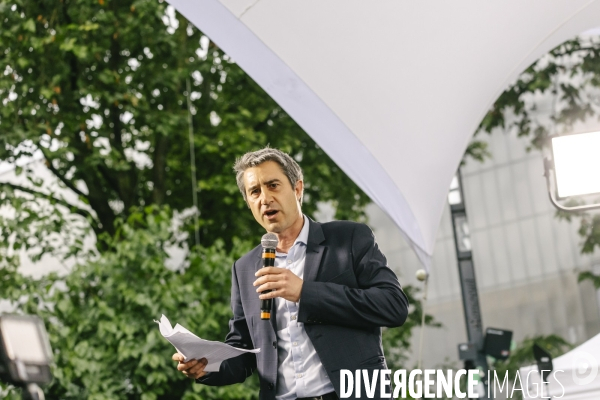 Meeting du nouveau Front Populaire a Montreuil