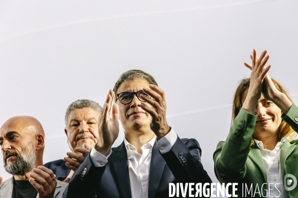 Meeting du nouveau Front Populaire a Montreuil