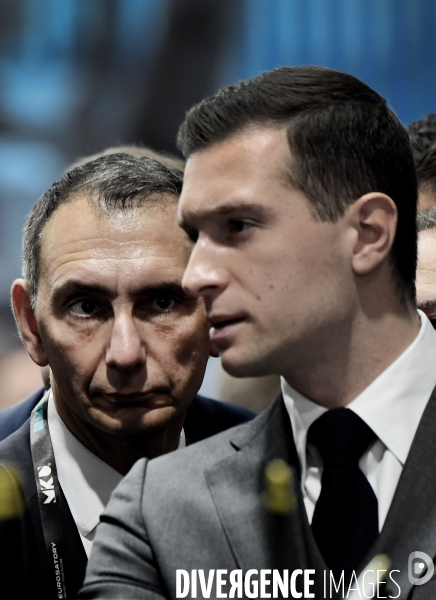 Jordan Bardella visite le salon Eurosatory