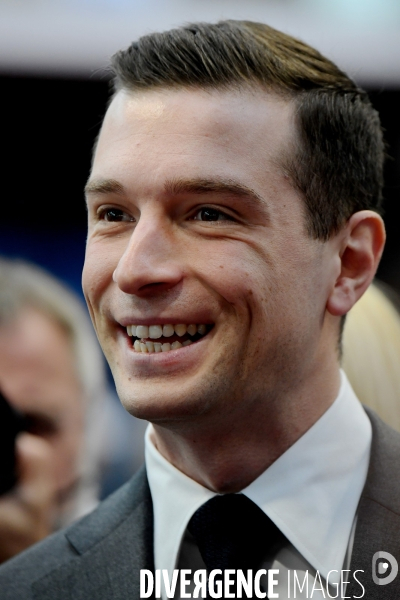 Jordan Bardella visite le salon Eurosatory