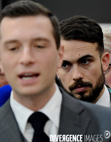 Jordan Bardella visite le salon Eurosatory