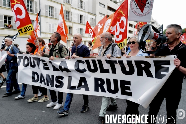 Manifestation contre l extrême droite à l appel des syndicats de la culture