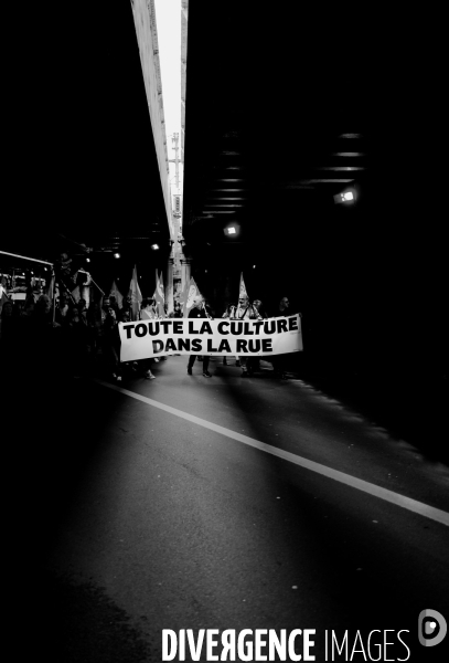 Manifestation contre l extrême droite à l appel des syndicats de la culture
