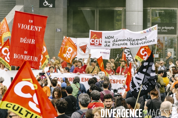 Le monde de la culture et du spectacle contre l extreme droite