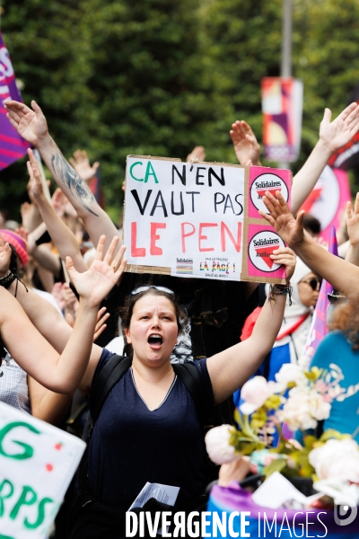 Manifestation contre l extreme droite à Nantes