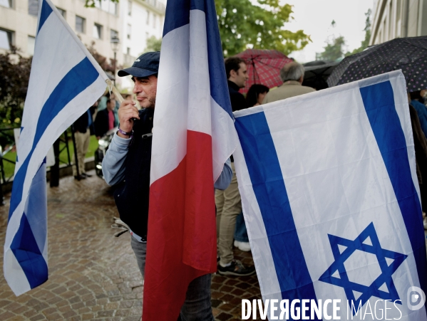 Rassemblement à courbevoie après le viol antisémite d une fillette de 12 ans
