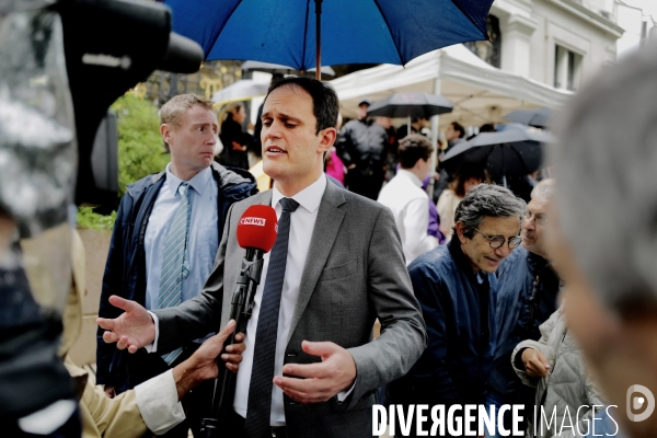 Rassemblement à courbevoie après le viol antisémite d une fillette de 12 ans