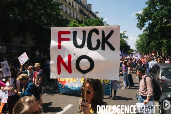 Alertes Féministes. Manifestation féministe contre l extrême droite