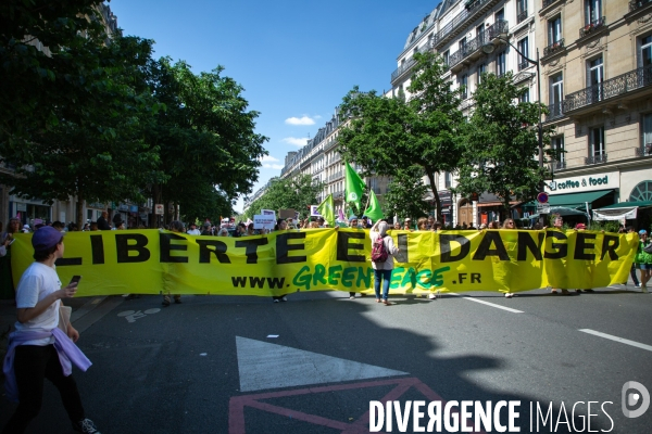 Manifestation femniste contre l extreme droite