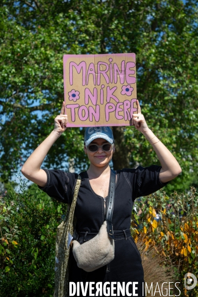 Manifestation femniste contre l extreme droite