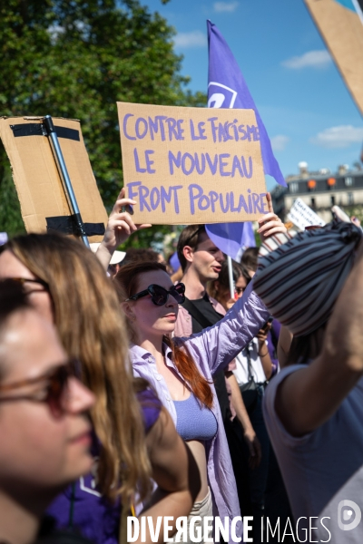 Manifestation femniste contre l extreme droite