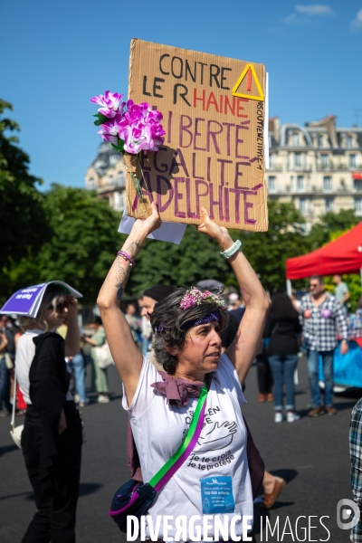 Manifestation femniste contre l extreme droite