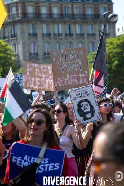 Manifestation femniste contre l extreme droite