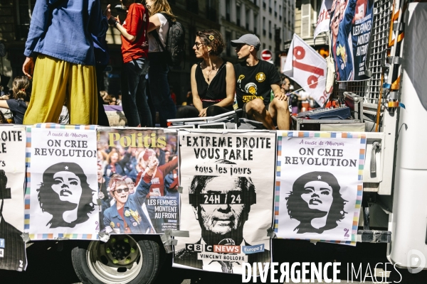 Manifestation feministe contre l extreme droite