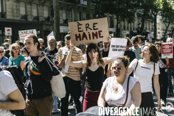Manifestation feministe contre l extreme droite