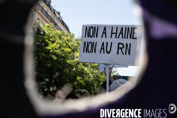 Marche feministe contre l extreme droite Paris