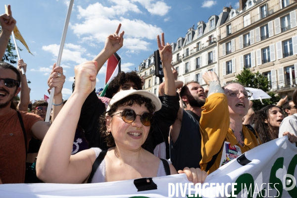 Marche feministe contre l extreme droite Paris