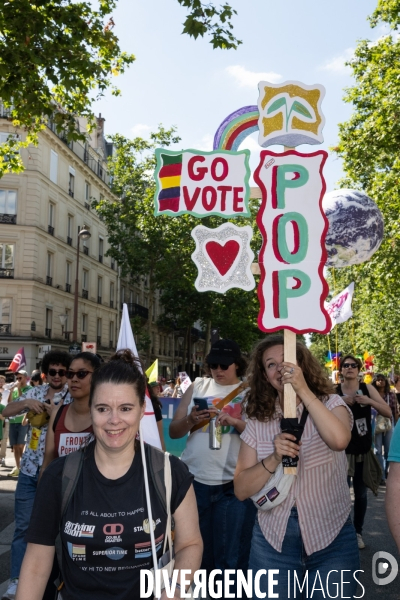Marche feministe contre l extreme droite Paris