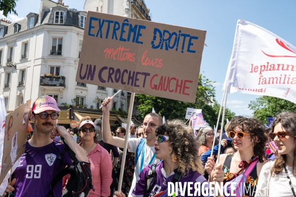 Marche feministe contre l extreme droite Paris