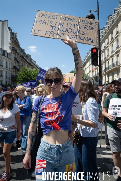 Marche feministe contre l extreme droite Paris