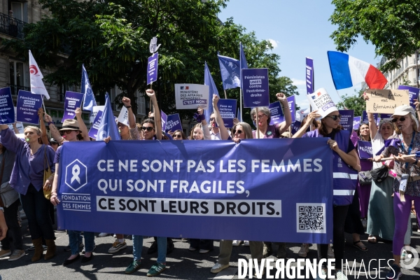 Marche feministe contre l extreme droite Paris