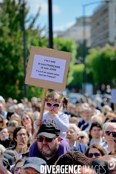 Rassemblement contre l Antisémitisme à courbevoie  organisé par frank tapiro et sa femme charlotte rosier