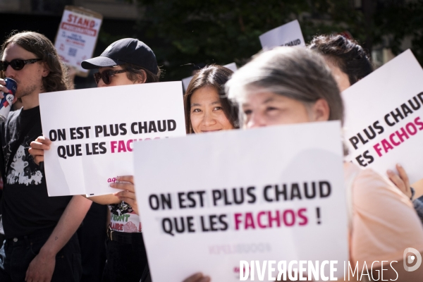 Marche féministe contre l extrême droite