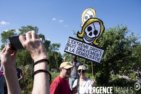 Marche féministe contre l extrême droite
