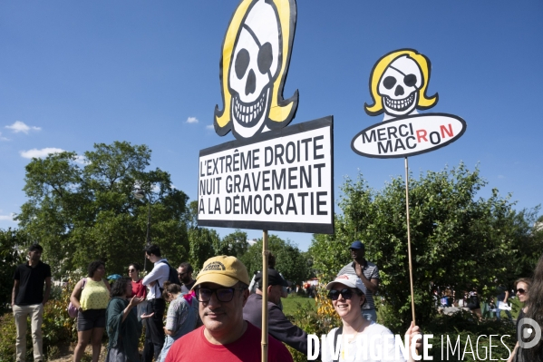 Marche féministe contre l extrême droite