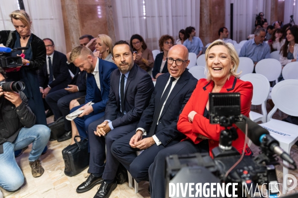 Jordan Bardella présente le programme du RN